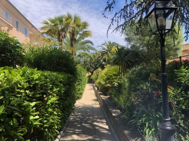 Belle Residence Au Centre De Saint Tropez Avec Piscine Et Garage Екстер'єр фото